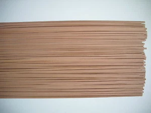 50 Holzleisten Birnbaum 800 x 5 x 0,6 mm - Picture 1 of 1