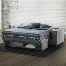 divano letto usato solo come divano e mai come letto in ottime condizioni colore