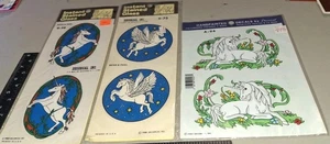 Adesivi vintage UNICORNI PEGASUS vetro colorato lotto di 3 confezioni  - Foto 1 di 5