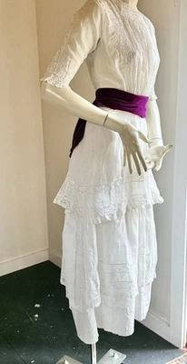 EDWARDIAN WHITE LINEN TEA GOWN WITH LAYERED SKIRT - Image 1 of 4