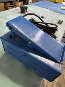 RFC23A Remote Foot Control 101025 For 330 ABP AND Dialarc HF  Refurbished - Picture 1 of 3