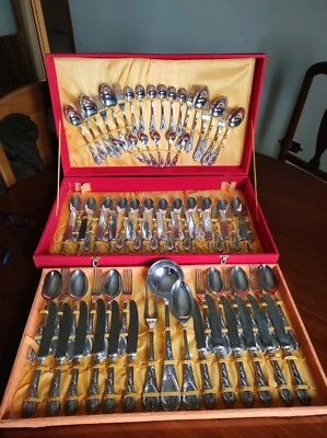 Set 12 pers. 87 posate placcate in argento (ARG 800) - Immagine 1 di 4