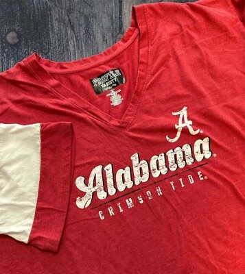 Alabama Crimson Tide Women’s Plus Size 2X Shirt Distressed Look - Image 1 of 4
