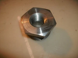 Reducing Hex Bushing 1-1/4 x 1/2" Threaded 316 Stainless Steel - Picture 1 of 1