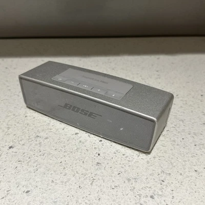 Bose Soundlink Mini ii Bluetooth Speaker - Silver With Power Supply Charger - Image 1 of 4