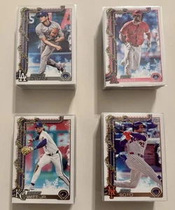 Sleeved 2025 Topps Christmas Holiday Complete Set #1-200 Kurtz Skenes Ohtani - Picture 1 of 3