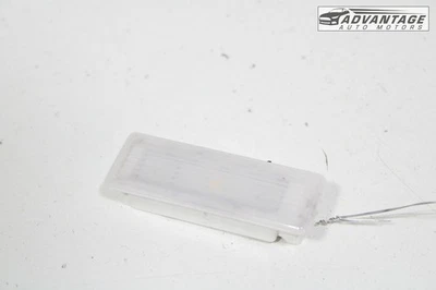 BMW 330I XDRIVE F30 2017-2019 panel de puerta tablero interior luz de cortesía lámpara OEM Foto 1 de 4