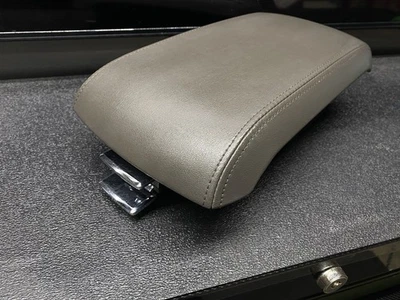 Lincoln MKX 2007-2010 consola central almacenamiento reposabrazos doble tapa Foto 1 de 4