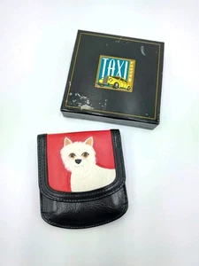 TAXI kleine minimalistische faltbare RFDI Geldbörse mit weißem Terrier Hund NEU - Bild 1 von 5