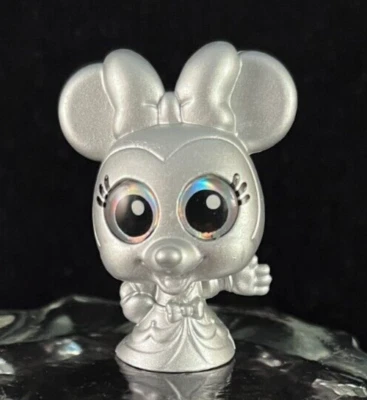 Disney Doorables - Minnie Mouse - Silver - Disney 100 - Celebration of Wonder - Image 1 of 4