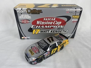 Autographed 2003 TC Owners Series Matt Kenseth #17 DeWalt Victory Lap Champ 1/24 - Picture 1 of 24