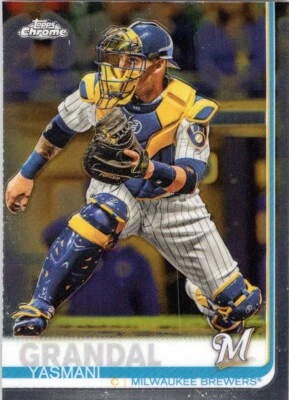 2019 Topps Chrome Update #17 Yasmani Grandal Milwaukee Brewers  - Image 1 of 2
