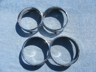 Molduras para faróis Lincoln Continental 1961 1962 1963 - Imagem 1 de 4