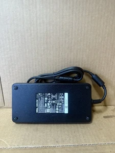 ...Dell 240,0W 19,5V 12,31A Laptop Netzteil HA240PM190 - getestet/funktioniert - Bild 1 von 2