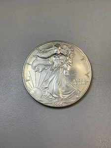 Better Date 1996 American Silver Eagle 1 Troy Oz .999 Fine Silver - Picture 1 of 4