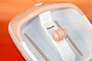 Beurer Fußsprudelbad mit Wärme und Magnetfeldanwendung FB25 - Bild 1 von 5