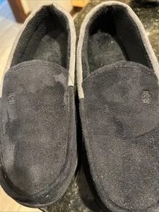 IZOD Men's Two-Tone Moccasin Slipper, Warm Soft Classic Slip-On Size XL 11-12 - Picture 1 of 5