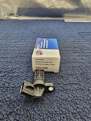 For 2001-04 Nissan Pathfinder Camshaft Position Sensor CSC1205 - Image 1 of 4