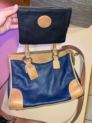 Bolso Bandolera GHURKA Cuero Azul Marino Y Bolso Pequeño. (Bolsa de maquillaje) Foto 1 de 4