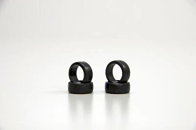 Kyosho Mini-Z Racer High Grip (30) Tires - 4pcs KYOMZW2-30 - Image 1 of 2
