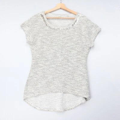 Blusa Guess para mujer talla M blanco dorado tweed preppy manga gorra cuello redondo dobladillo Foto 1 de 4