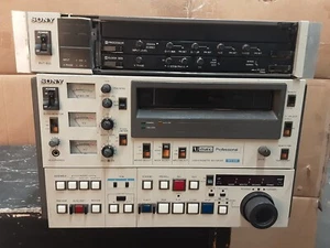 Sony BVU-820 & BVT-800 / TBC Controller - Bild 1 von 4