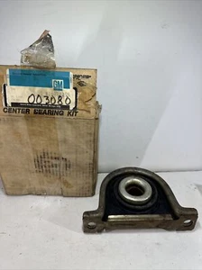 NOS GM Driveshaft Bearing Center Support 14070259 - Picture 1 of 3