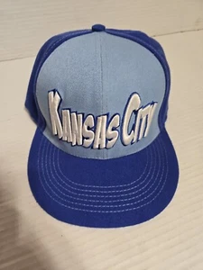 Cappello berretto snapback vintage anni 90 Kansas City KC blu reale azzurro 100% acrilico fiest - Foto 1 di 7