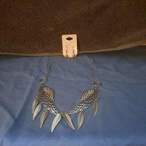 Necklace W/earrings Wings With Bengals - Picture 1 of 5