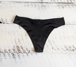 Perizoma sexy vintage Victoria's Secret taglia XS nero no show - Foto 1 di 5