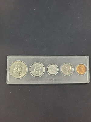 1963  Gorgeous US Mint Coin Set Nice Gift High Quality Coins 90% Silver * - Image 1 of 2