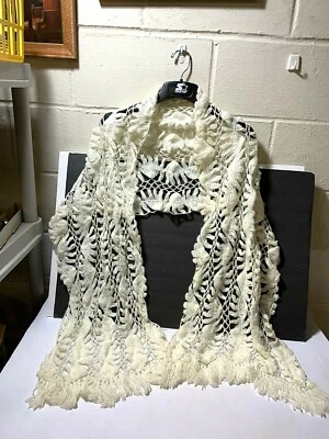 VTG 1960's White & Silver Metallic Handmade Crochet Shawl W/fringe WEDDINGS PROM - Image 1 of 4