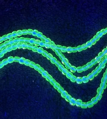 50 Pieces Czech Yellow VASELINE/URANIUM GLASS BEADS 4mm Cubes