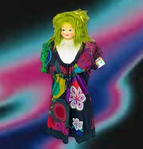 T-SHIRT VINTAGE Y2K DESIGUAL STRAVAGANTE TOP RAVE MOD DISCO PSICHEDELICA CYBER GOTH NUOVA CON ETICHETTE - Foto 1 di 16