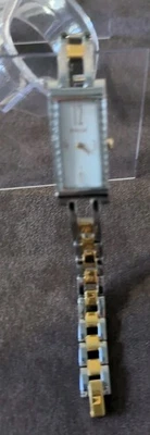 De Colección Pulsar Delgado Tono Plateado 1n00x067 Clásico Rectángulo Cara Diamantes Nueva Batería Foto 1 de 4