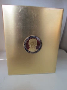 45. Präsident Trump Logo Messing Erwachsene Nische Urne für Asche 200 CU.IN. - Bild 1 von 5