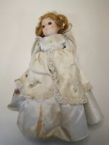 Porcelain Doll - Picture 1 of 4