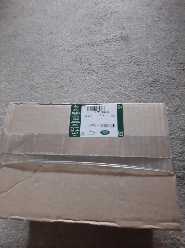 LAND ROVER RANGE ROVER EVOQUE L551 Right Water Pump LR156388 NEW GENUINE - Image 1 of 1