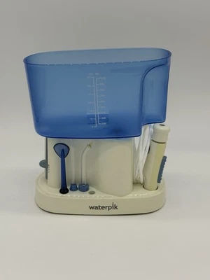 Hilo dental Waterpik azul con 3 puntas y 6 ajustes de presión modelo WP-60W Foto 1 de 2