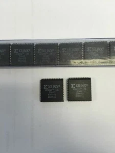 XC3030-70PC44C XILINX INTEGRATED CIRCUIT PLCC 44 - Picture 1 of 1