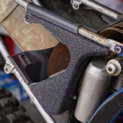 Protectores de caja de aire negros 1994-1998 Kawasaki KX125 Airbox Grip Tape calcomanía KX 125 Foto 1 de 3