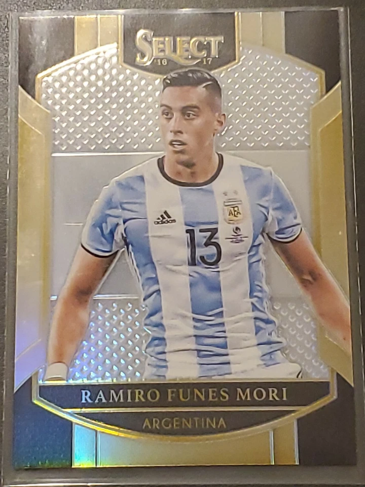 2016-17 Panini Select HOLO Silver Prizm Ramiro Funes Mori #76 Rookie - Image 1 of 1