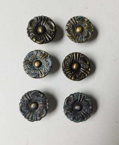 6 Vintage Brass Round Knobs Drawer Pulls Flowers MCM Oxidized Taiwan 1 3/8" Lot Cover