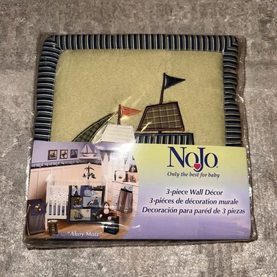 Juego de arte de pared para guardería náutica costera Y2K NoJo “Ahoy Mate” velero mono bebé Foto 1 de 2