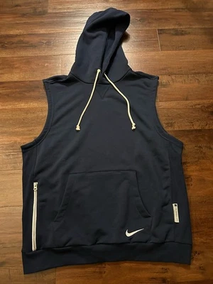 Nike Men’s Standard Issue Dri-FIT Sleeveless Hoodie Sweatshirt HF7058 Large Navy - Image 1 of 4
