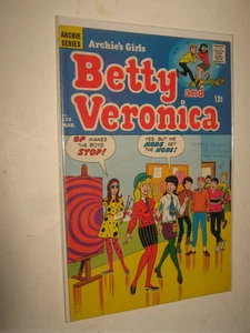 CÓMIC DE COLECCIÓN ARCHIE 1967 ARCHIE'S GIRLS BETTY AND VERONICA EDICIÓN #135 - Imagen 1 de 1