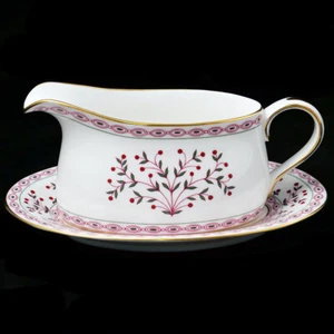 ROYAL CROWN DERBY BRITTANY Gravy Boat & Stand NEW NEVER USED made in England - Picture 1 of 12