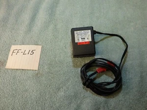 VINTAGE TYCO PLUG IN HOBBY TRANSFORMER FOR HO SLOT CAR SETS RED V PLUG 15vdc - Picture 1 of 5