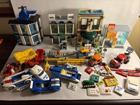 LEGO City Builds Capital City 60200 Museum Hotel Police 60141 Bank 60140 Cars