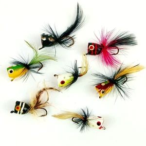 Posten 7 Vintage kleine POPPERS Federakzente verschiedene Formen/Farben Forelle Panfish SCHÖN  - Bild 1 von 3